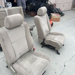 Toyota Tundra Front And Back Seats