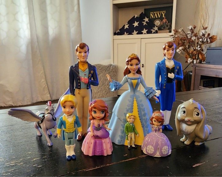 Sophia The First Figure Bundle