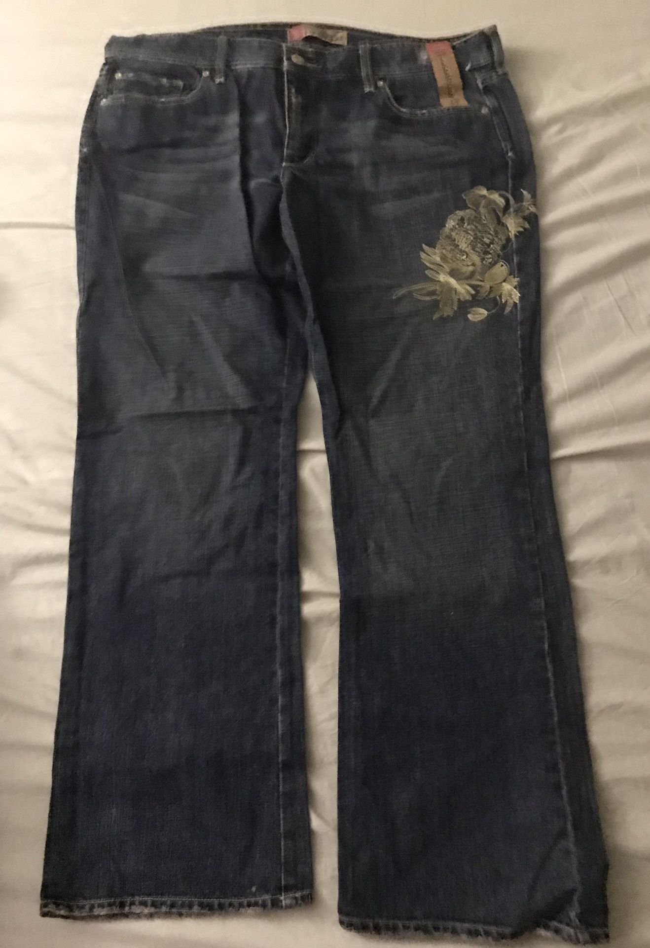 Women's Vintage Old Navy Boot Cut Jeans  with Floral Embroidery - Size 16 Reg