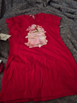 Size small