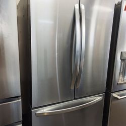 LG 27cu.ft Counter-Depth French-Door Refrigerator