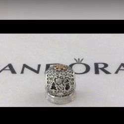 Pandora Limited Edition Winterwonderland NEW Charm with 14k gold & sterling silver.