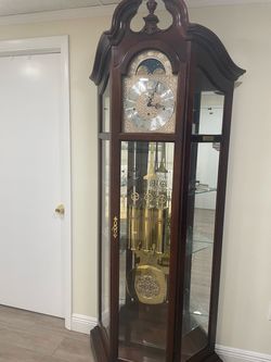 Howard Miller Model 610-841