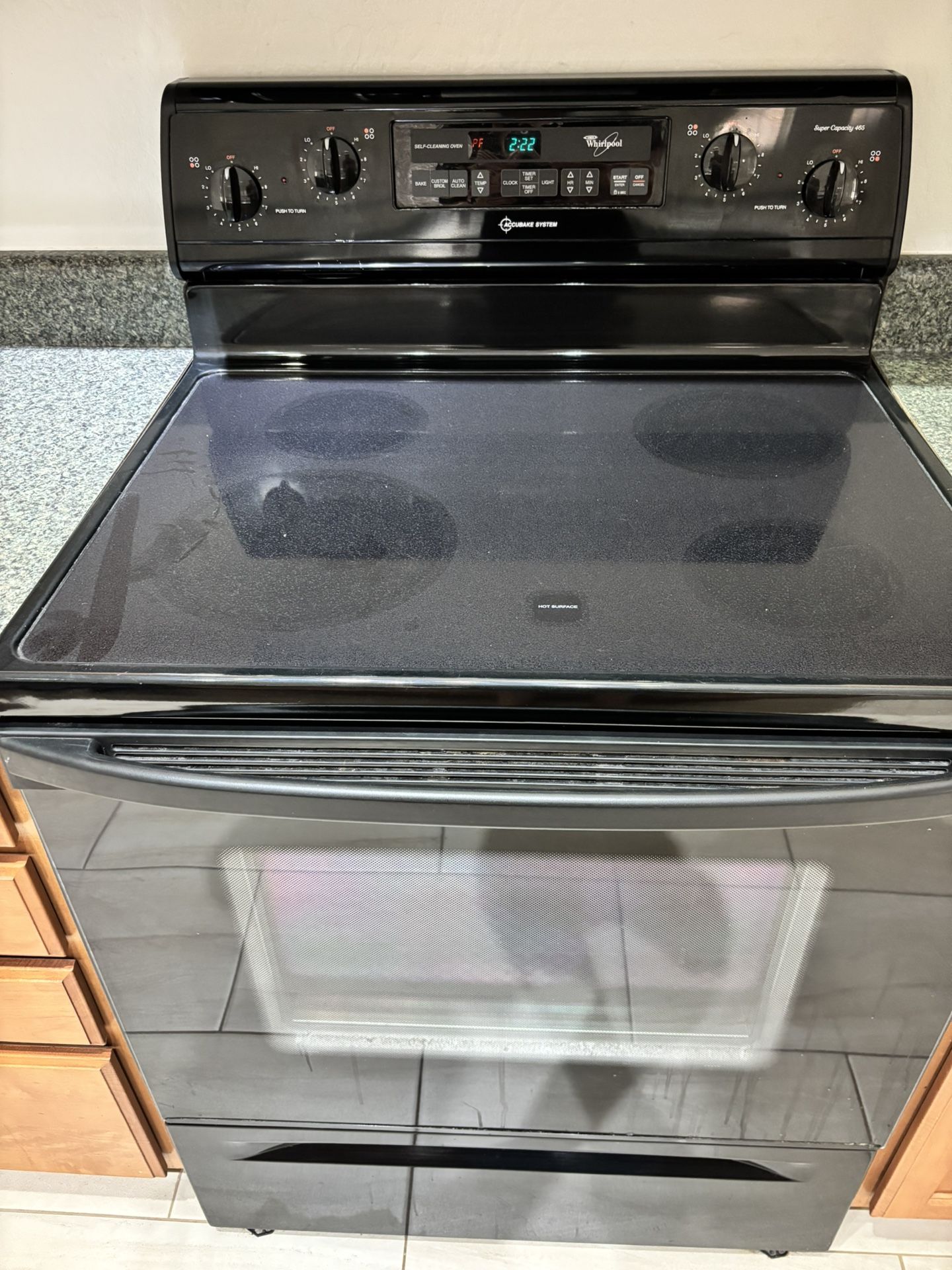 Whirlpool Electric Stovetop And Oven