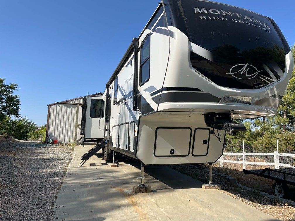 2024 Keystone Montana high country 385BR