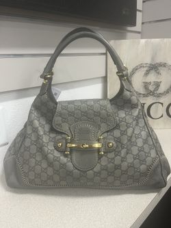 Gucci Horsebit Shoulder Bag