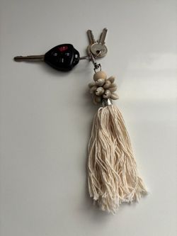 Boho Seashell Tassel Keychain