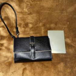 Woman’s wallet