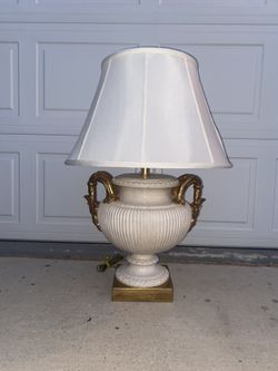 Frederick Cooper Lenox Neoclassical Style Table Lamp