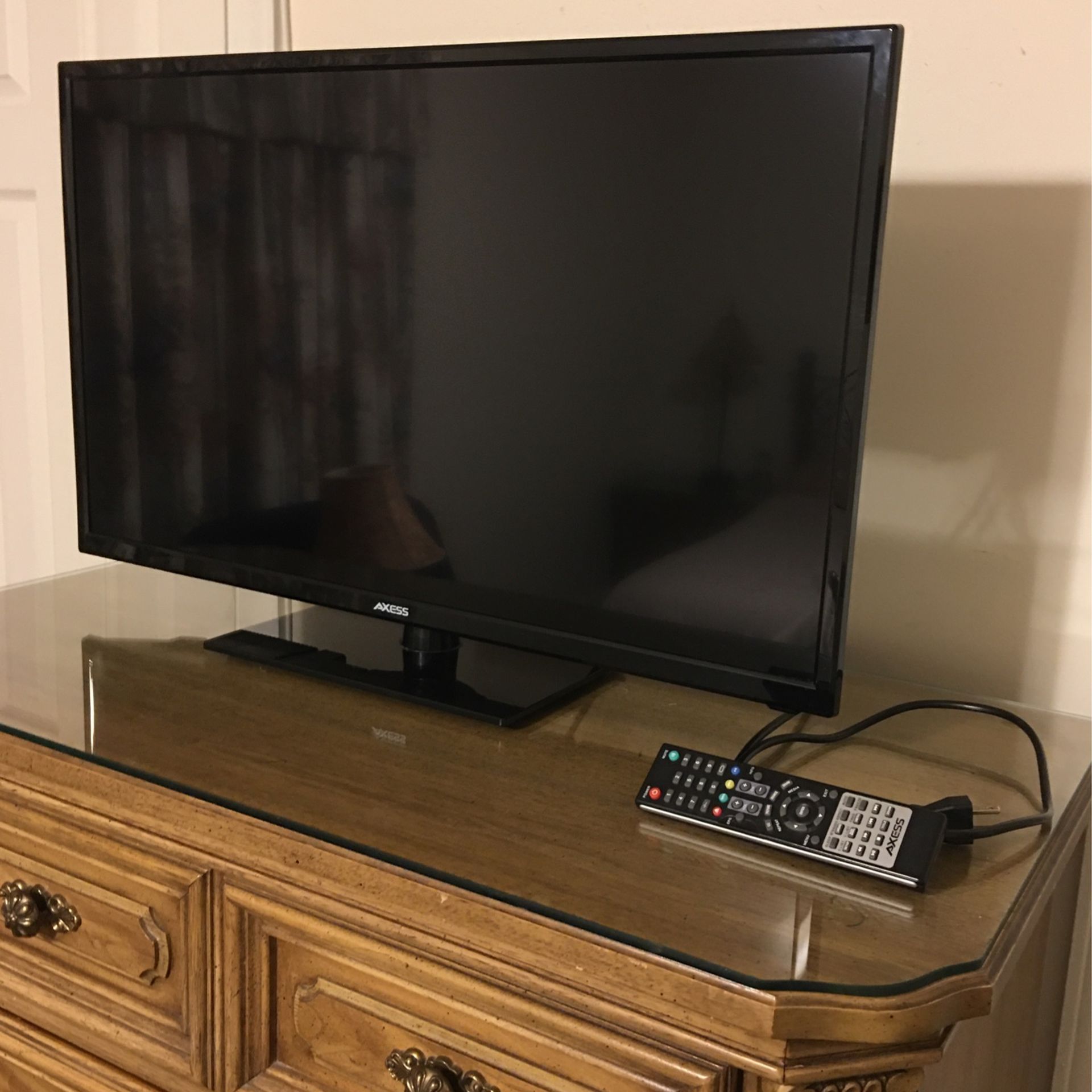 $40 NEW AXESS 32” LED HDTV 1701-32-1005230