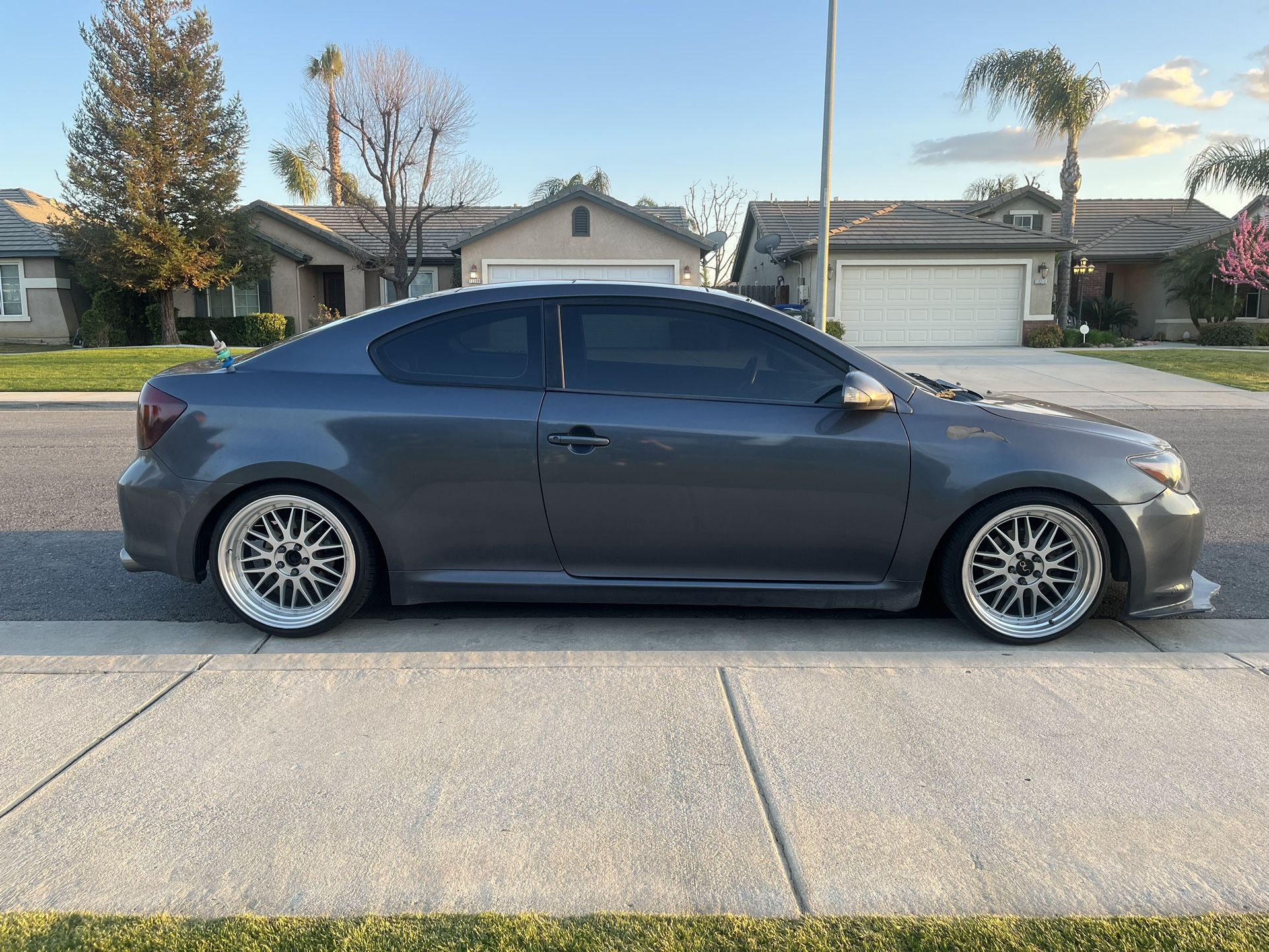 2005 Scion tC