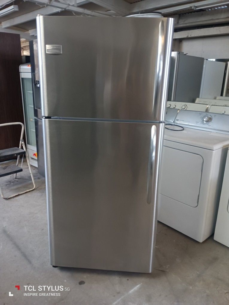 Refrigerator Frigidaire Everything Is And Good Working Condition 3 Months Warranty Delivery And Install