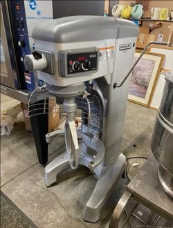 Hobart 30qt Legacy HL300 mixer (warranty)