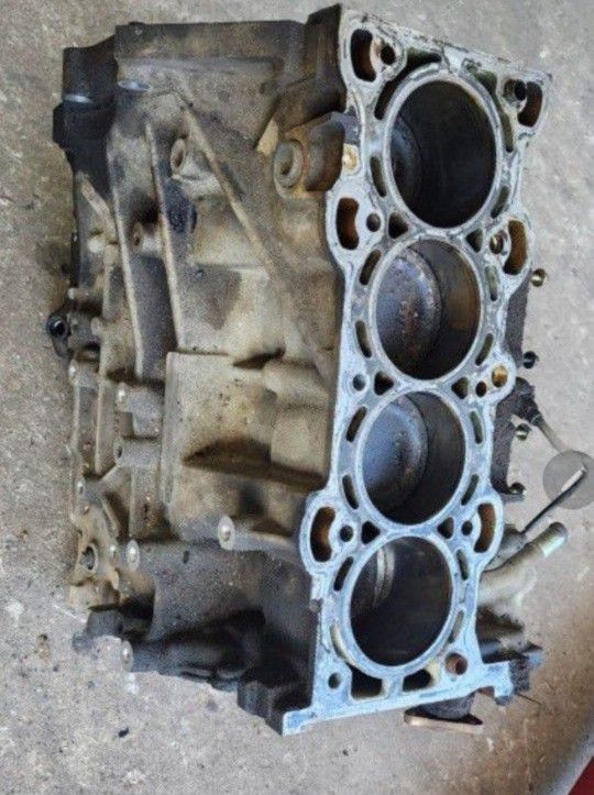 2.3 Ford Engine Block