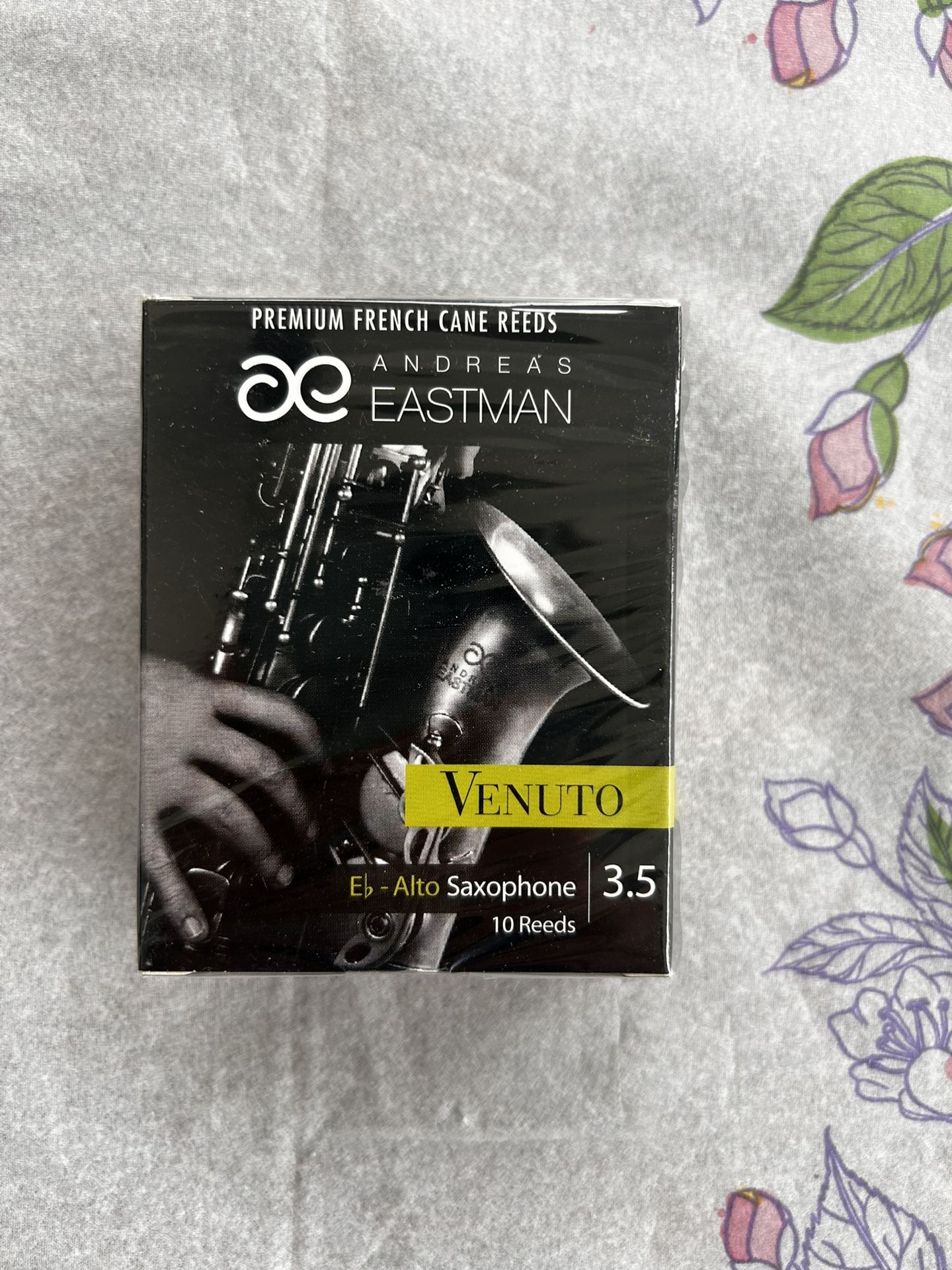 Auto Saxophone Size 3.5 Reeds one Box With 10 Reeds