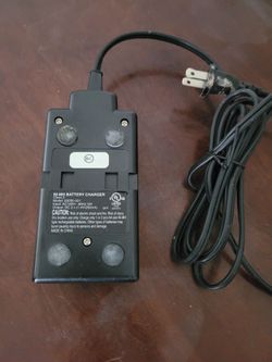 Wahl battery charger