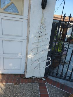 Light Up Holiday Tree