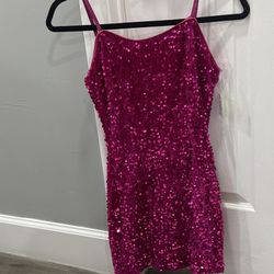 Fuchsia Sequins Dress✨ Size: S $30
