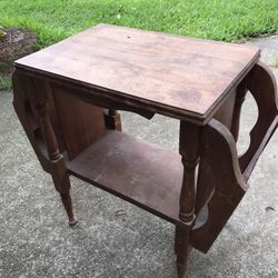Magazine Rack / End Table 