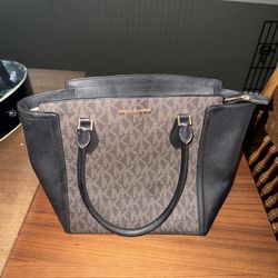MK Purse