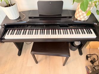 Yamaha Piano