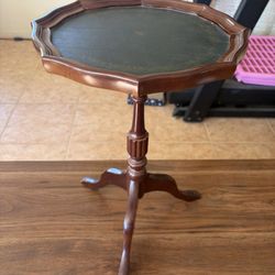 Vintage The Bombay Company Wood and Leather Top Tripod Pedestal Side Table