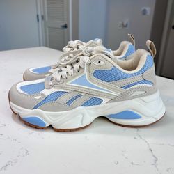 Reebok Baby Blue & Gray Women’s Sneakers Size 7 NEW