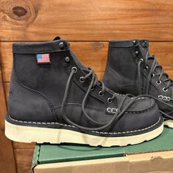 Danner Boots 6” Bull Run Moc Toe, Black 