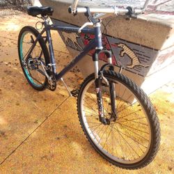 MOUNTAIN BIKE FOR SALE 