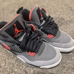 Jordan 4s 