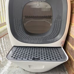 Automatic Litter Box  - White/Grey- App Controlled