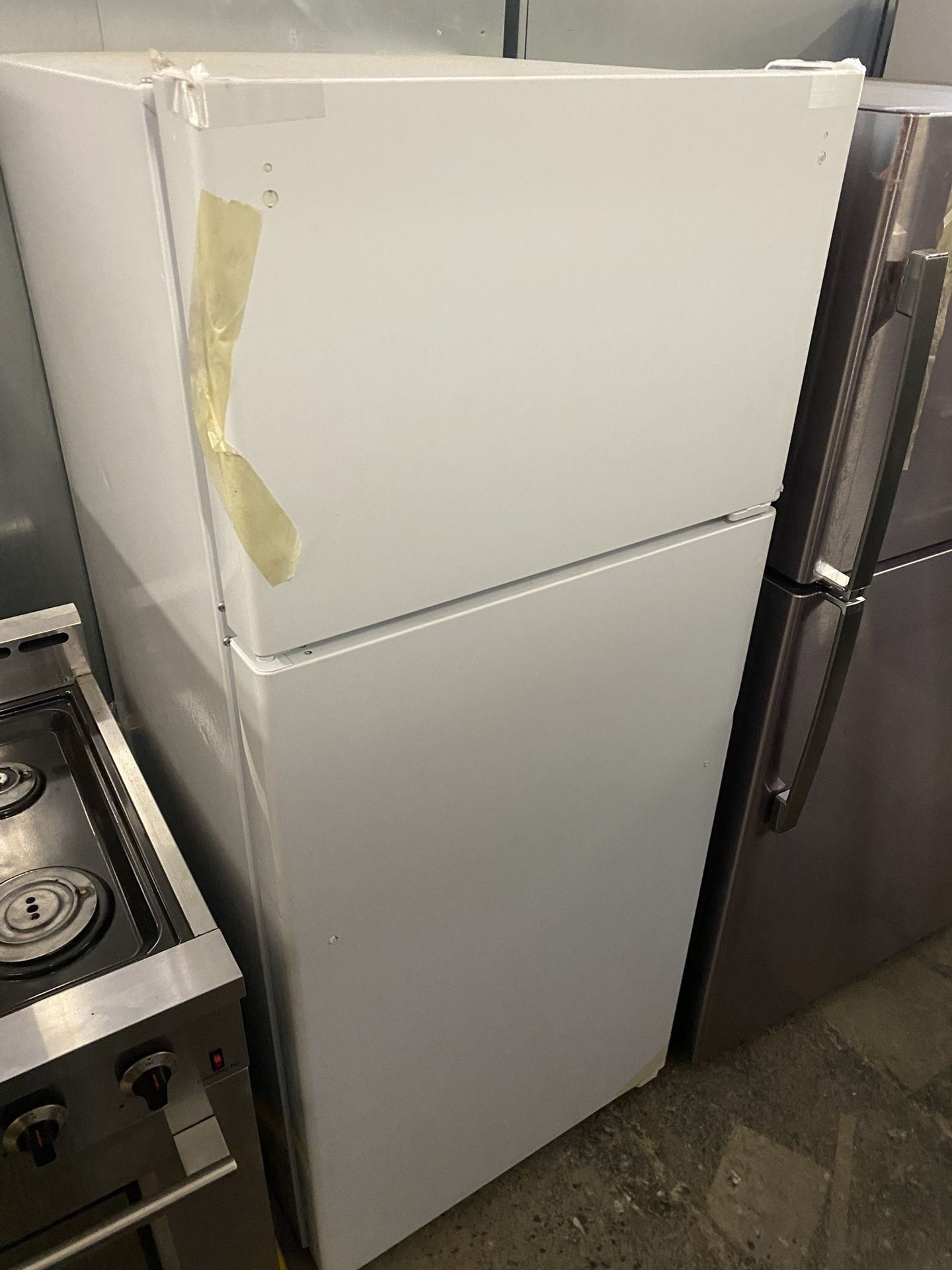 New Ge Top And Bottom Fridge