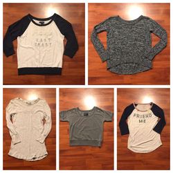 American Eagle women’s shirts