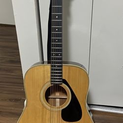 Yamaha Guitar