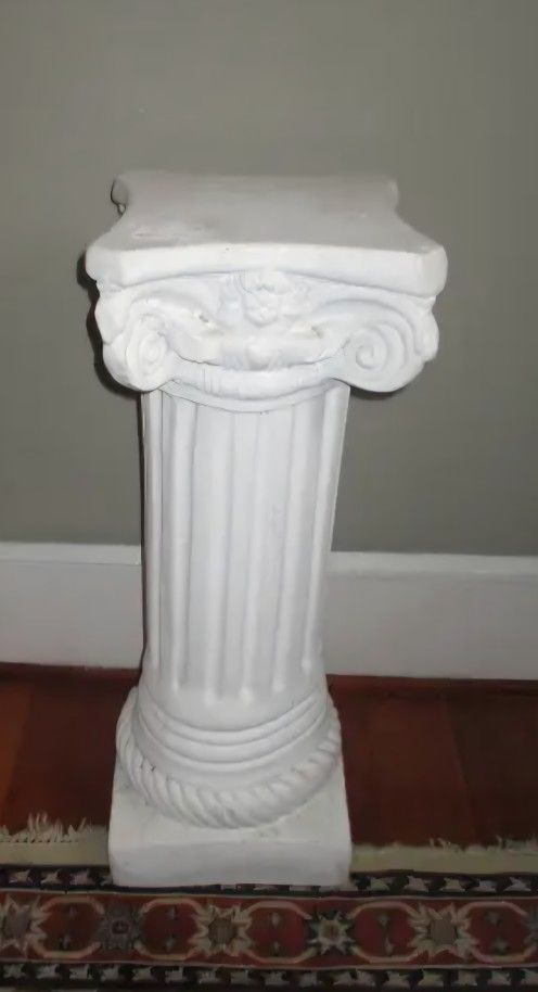 Pillar