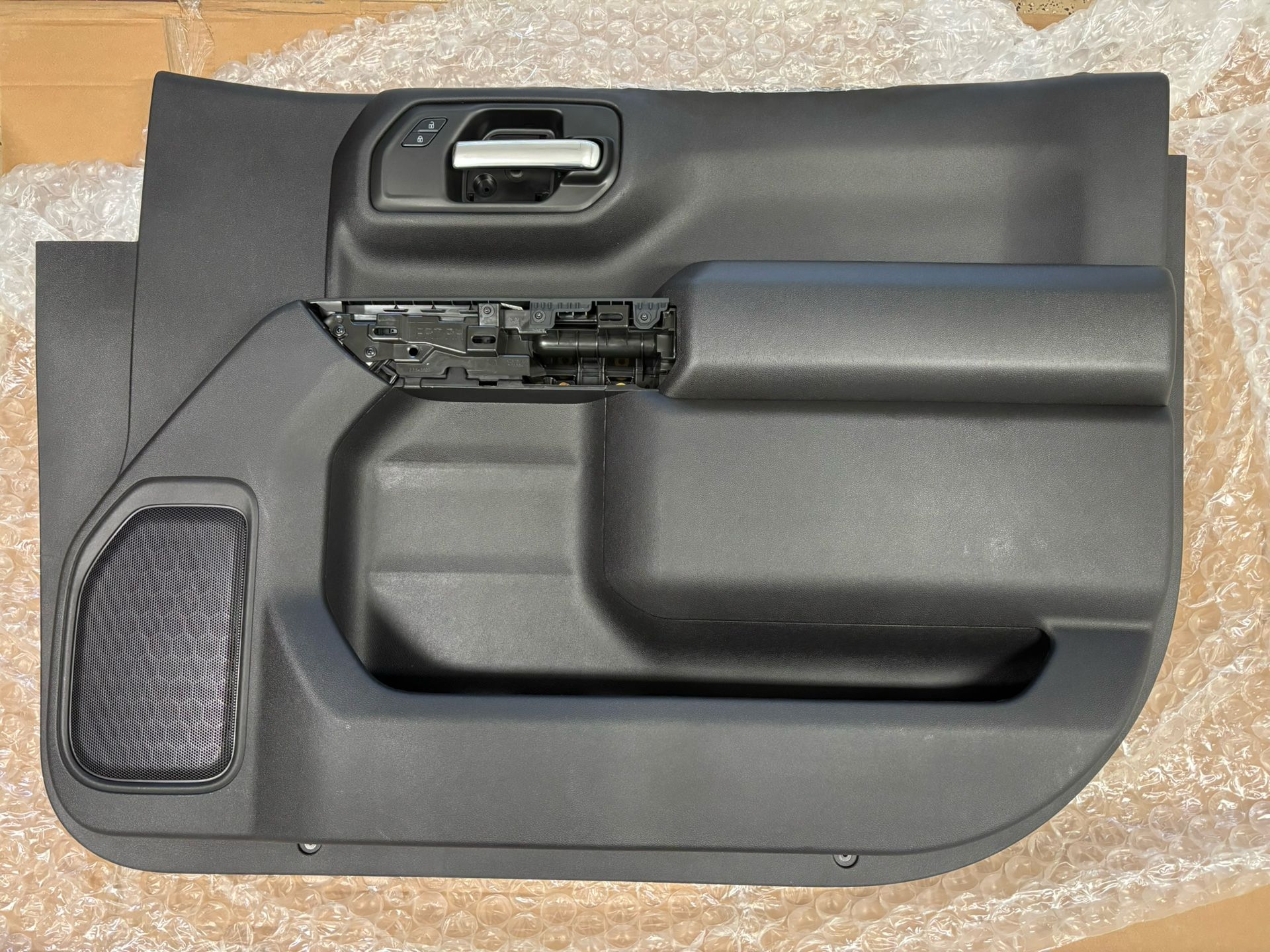 GMC Sierra 1500 Regular Cab Right Door Trim Panel