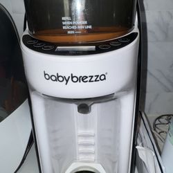 Baby Brezza Formula Maker
