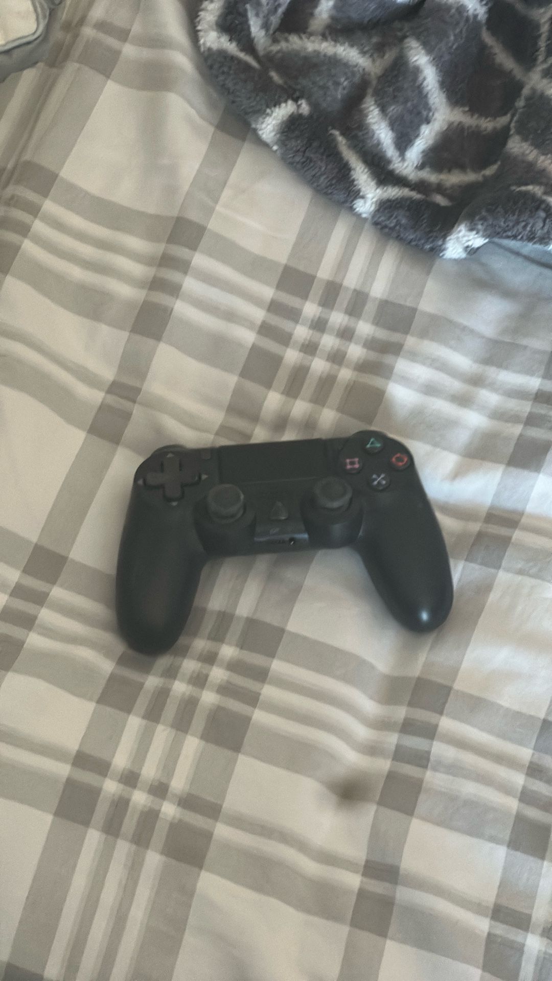 PS4 Controller