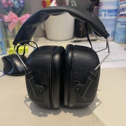 TZUMI HEADPHONES