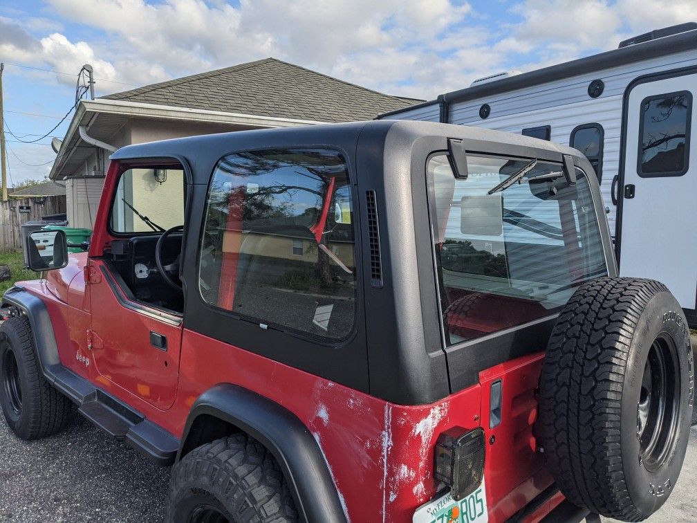 Hardtop For Jeep YJ for Sale in Indiantown, FL OfferUp