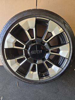 $795 Each. OEM 23" BMW XM 923m Factory Wheels Rims 