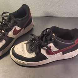 Nike Shoe 6y