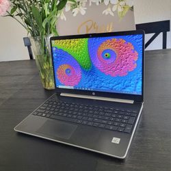 Loaded Hp Laptop**Touchscreen Win 11