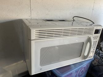 GE Spacemaker XL1800 Microwave Oven for Sale in Claremont CA