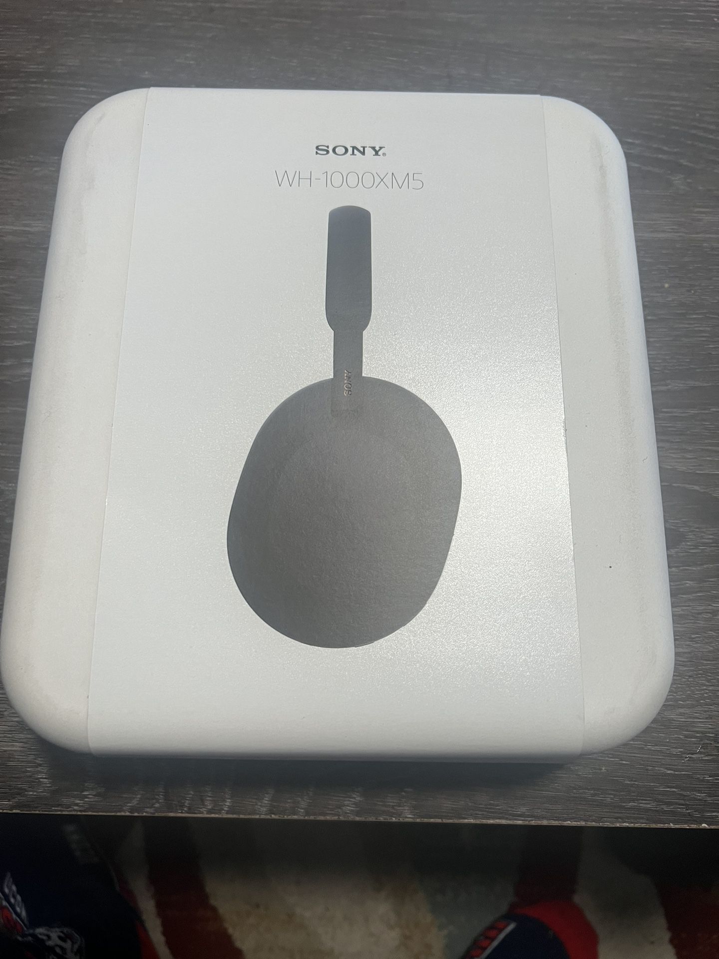 Sony WH-1000XM5-Brand New! Sealed!