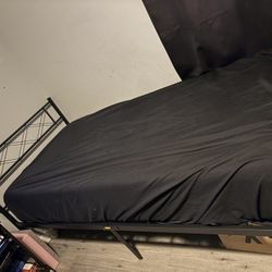 2 Twins Bed/// 100 Each 