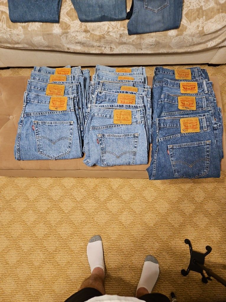 Levis Shorts Size 36