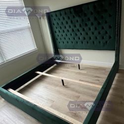 KING GREEN VELVET BED FRAME 