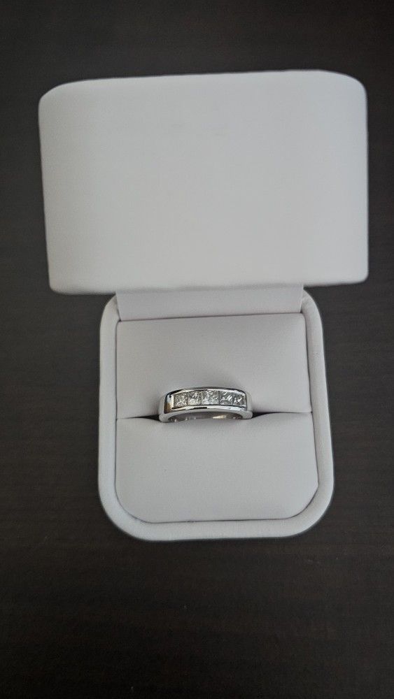 Diamond Ring 14k W Gold
