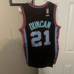 NBA Tim Duncan Spurs jersey in black with pink and blue accents size m